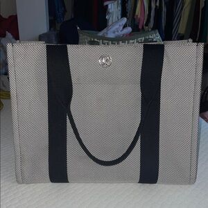 Lululemon Two Tone Canvas Tote 10L